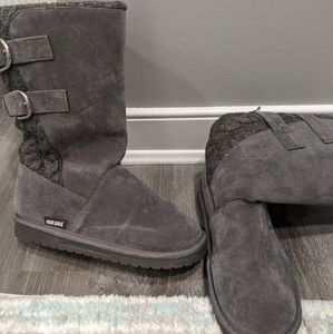 Muk LUKS women's size 7